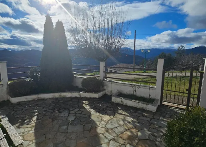 Casa de Férias Portitsa View *